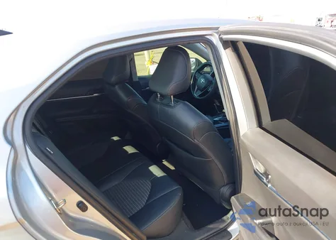 2020 Toyota Camry Se Nightshade Edition z USA, uszkodzony, nr VIN 4T1G11AK2LU334217